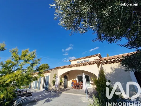Villa 5 pièces 165 m²