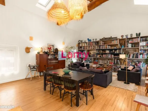 Loft 5 pièces 143 m²
