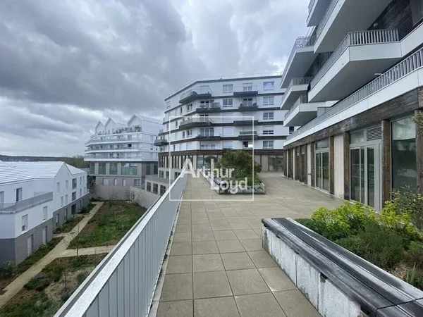 Bureau 322 m²