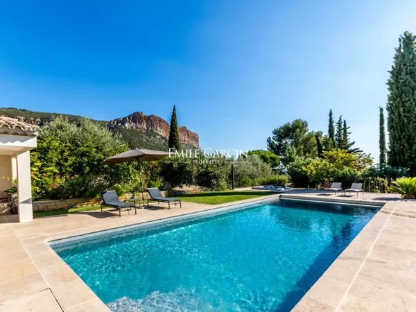 Villa à louer Cassis proximité du village et de la mer