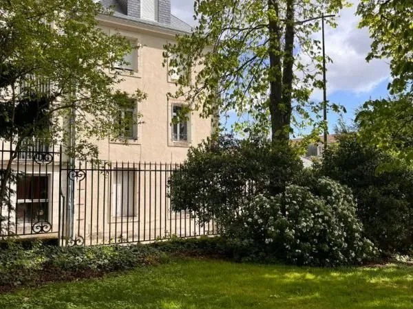 Studio 1 pièce 17 m²