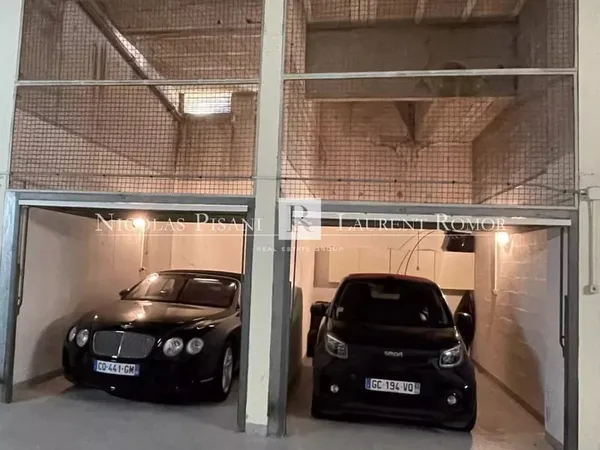 GARAGES A VENDRE - VILLEFRANCHE-SUR-MER