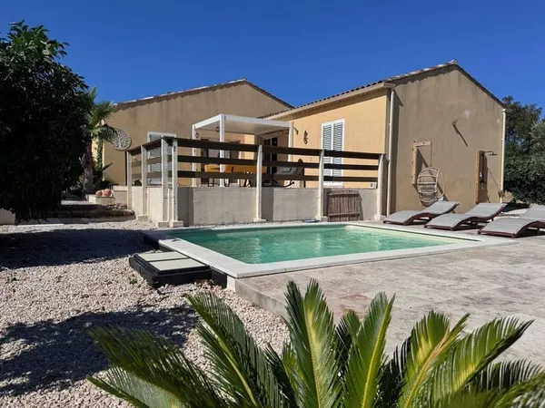 Maison 7 pièces 180 m²