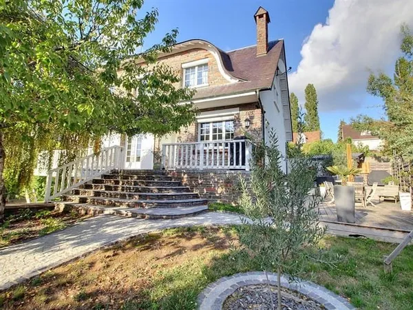 Maison 7 pièces 156 m²