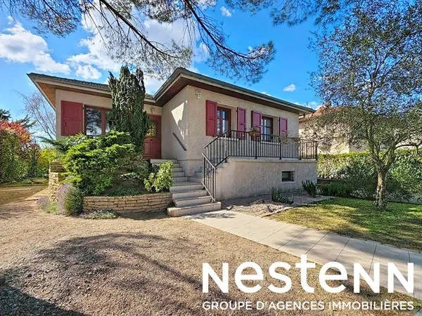 Maison 4 pièces avec piscine à vendre à Genas - Centre Azieu - Terrain 850m²