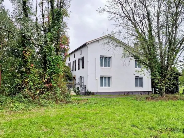 Maison de caractère 200m² avec jardin
