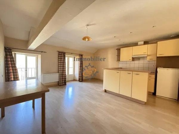 Location, STUDIO en 1er étage équipé, ST SERNIN SUR RANCE