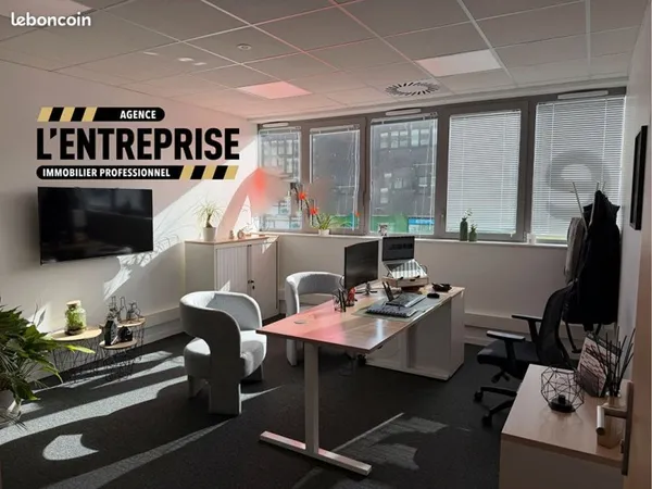 Bureaux 768 m² BREST