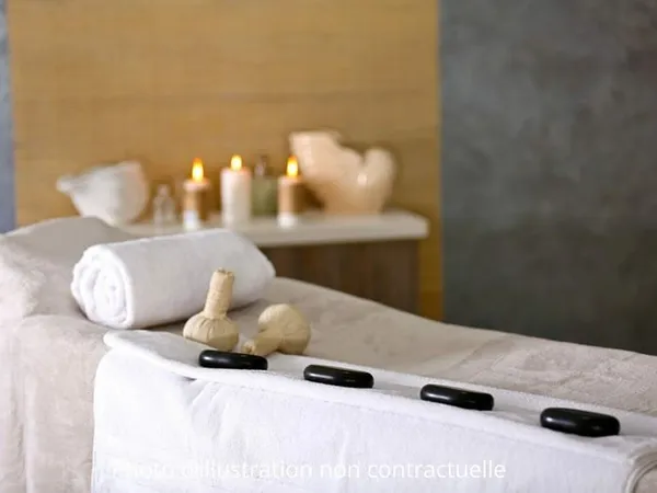 RUMILLY CENTRE DE BIEN ETRE ESTHETIQUE 144 M² 66000 €