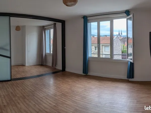 Appartement T2 / T3 de 52 m² - proche centre