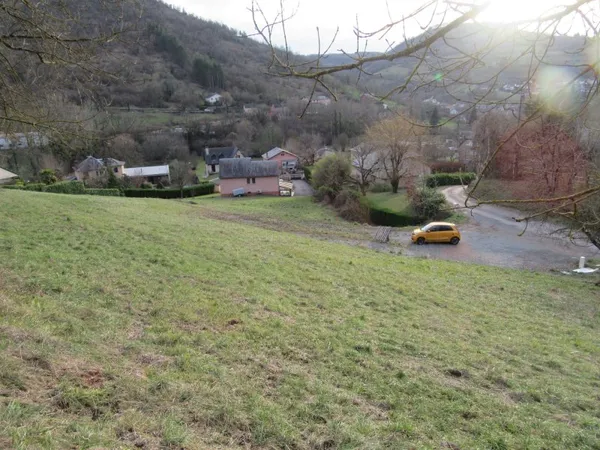 Terrain 1250 m²