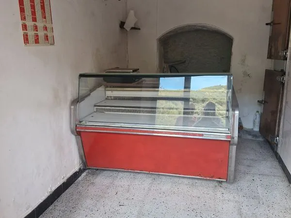 Local commercial à vendre