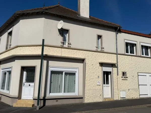 Maison 7 pièces 143 m²
