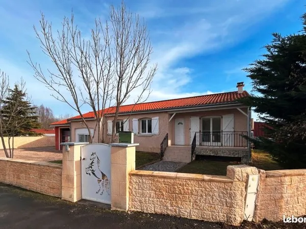 Villa individuelle de plain-pied sur 1057m² de terrain 10min Issoire