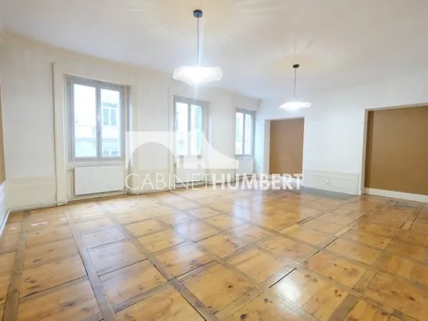 Appartement 4 pièces 148 m²