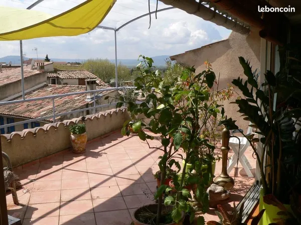 PERTUIS (84) CV, loft 50m2,mezzanine, terrasse, garage 790E
