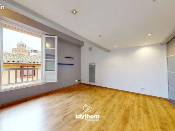 Duplex de 61 m2 en dernier étage au coeur de Saint-Cyprien