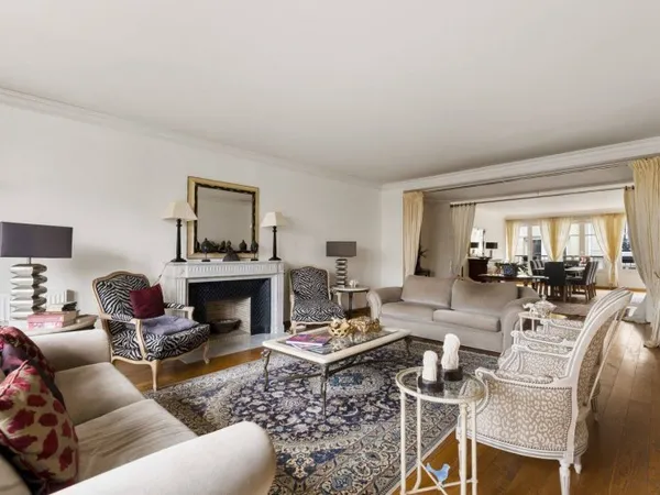 Appartement 5 pièces 175 m²