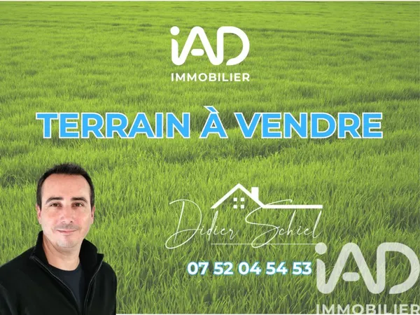 Terrain 683 m²