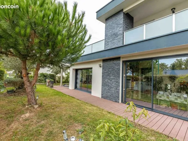 Maison 5 pièces 138 m²