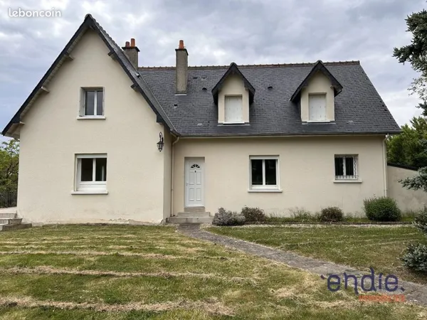 Maison 10 pièces 240 m²
