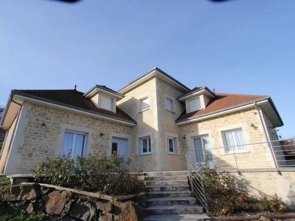 Maison de luxe 8 pièces 270 m²