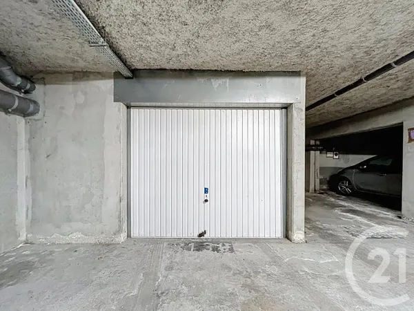 Parking 18 m²