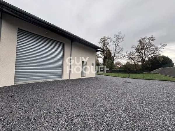 Bureau et espace de travail Location Idron  147m² 1000€