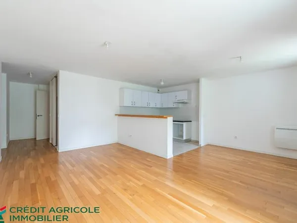 Appartement Courbevoie 4 pièces 82,40 m² avec terrasse et une de parking dans le quartier des Renard