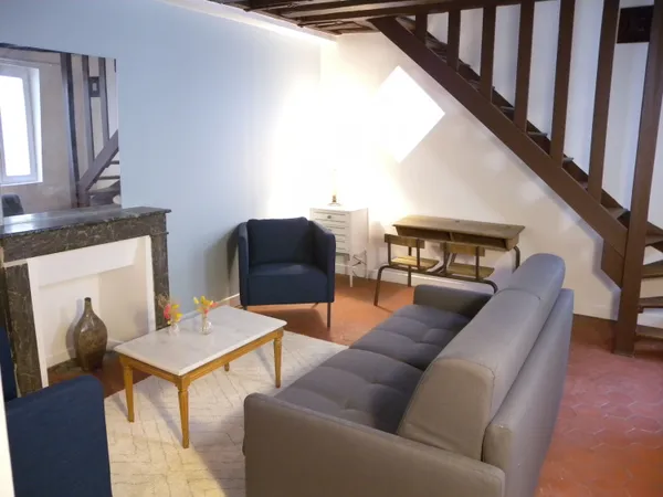Location appartement meublé à Versailles