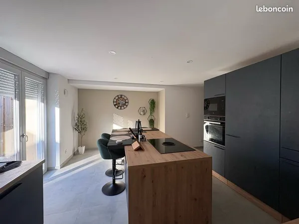 Appartement 100m2 4pièces avec terrasse