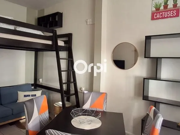 Studio 1 pièce 22 m²
