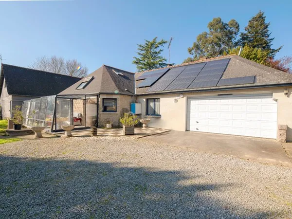 NOUVEAUTE EXCLUSIVITE !! Maison BOURGBARRE 6 pièces - Terrain SUD 4700 m² sans vis à vis