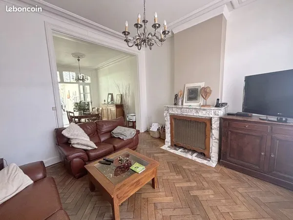 Maison 6 pièces 175 m²