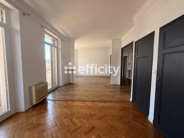 Appartement 4 pièces 100 m²