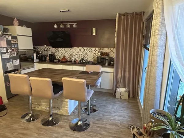 Vends appartement 61m² 3 pièces quartier Barrière St Marc Orléans