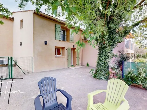Propriété 7 pièces 210 m²