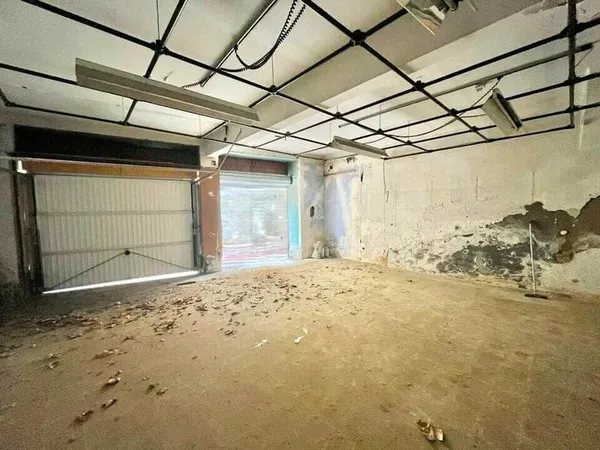 Local commercial 72 m²
