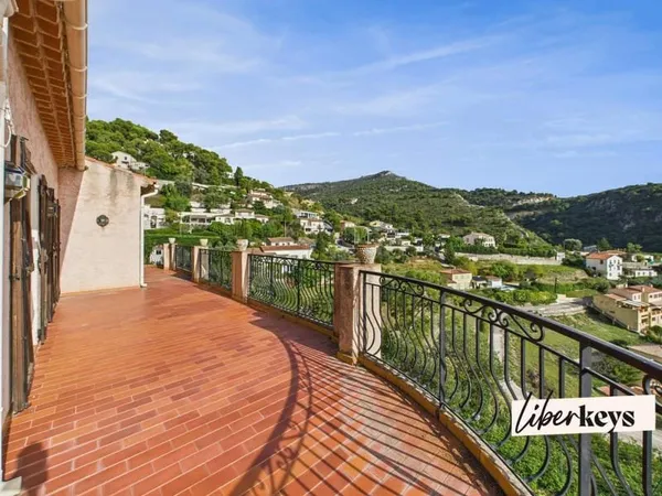 Èze - Vue mer panoramique, dernier étage de villa - 118 m² + 60 m² de terrasse