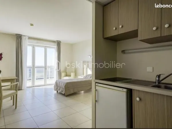 Studio 1 pièce 20 m²