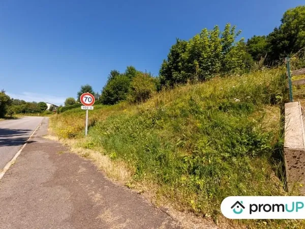 Terrain 800 m²