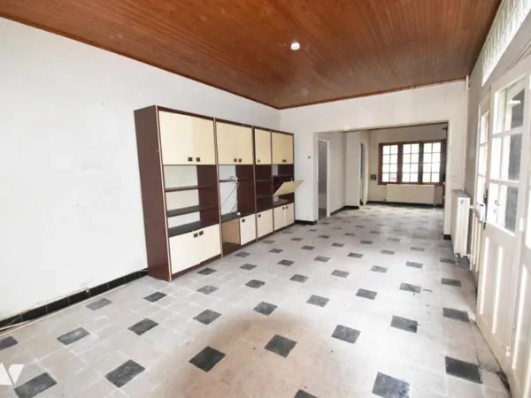 Maison 7 pièces 203 m²