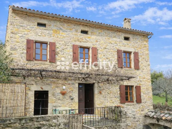Maison 5 pièces 74 m²