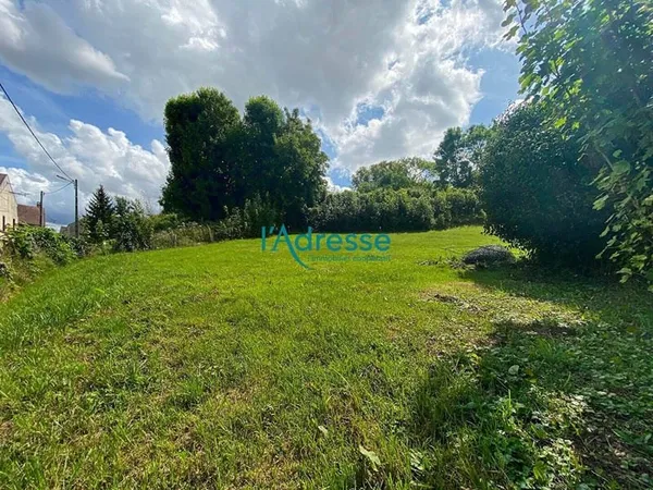 Terrain constructible 649 m²
