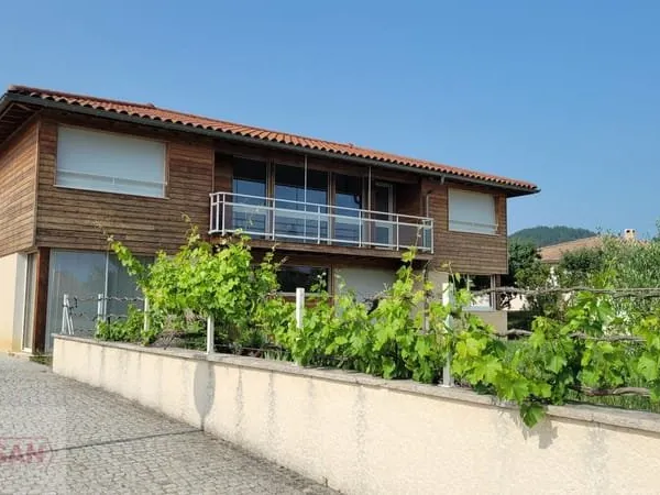 Maison Vente Laragne-Montéglin 9p 220m² 468000€