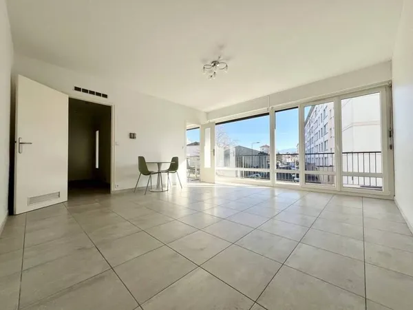 Appartement 2 pièces 57 m²