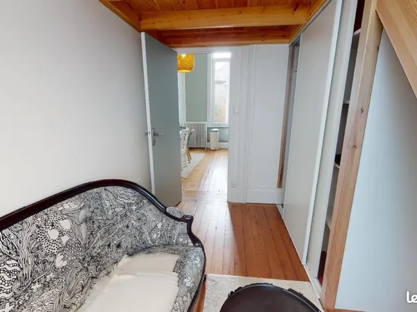 Chambre 4 pièces 60 m²