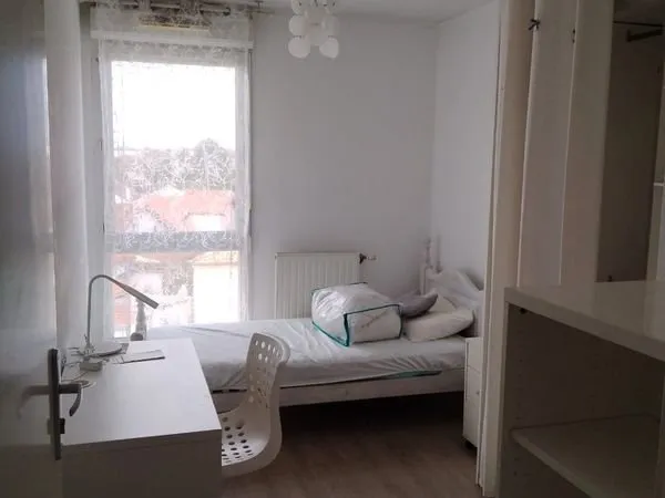 Chambre en colocation pour jeune fille
