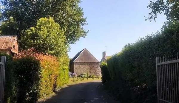 Maison 8 pièces 288 m²