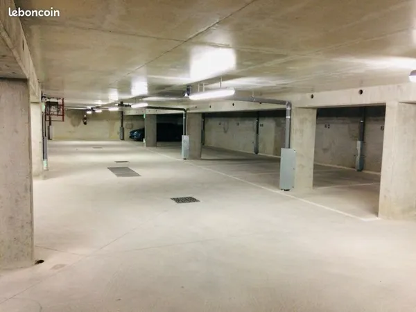 🚗 Parking à louer - Résidence neuve - Choisy-le-Roi Centre